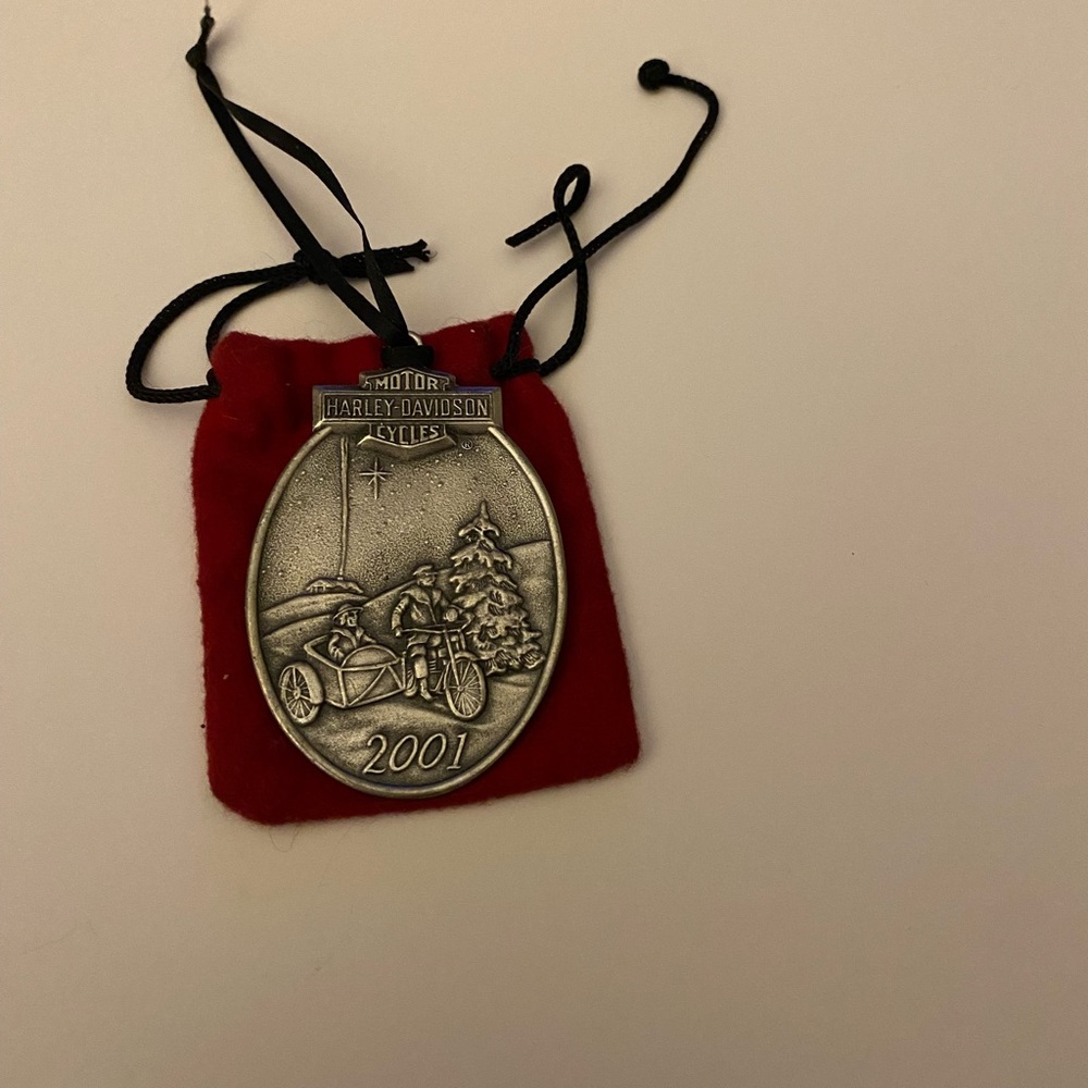 Harley Davidson pewter 2001 Christmas ornament in excellent condition